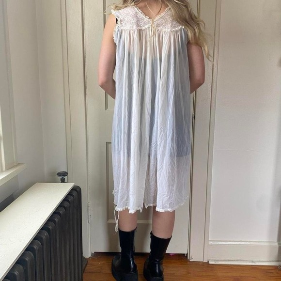Vintage 1960s sheer baby doll dress slip style midi length white one size - Picture 4 of 4